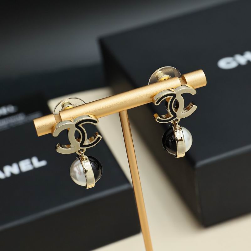 Chanel  Earring 03yxs469